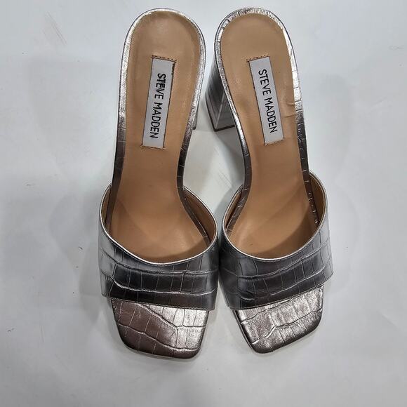 Steve Madden Alaya Sandal in Silver Croco Size 8 - Picture 4 of 11